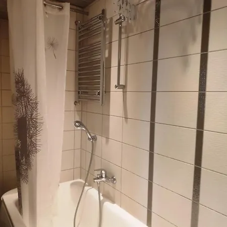 Majaka شقة تالين